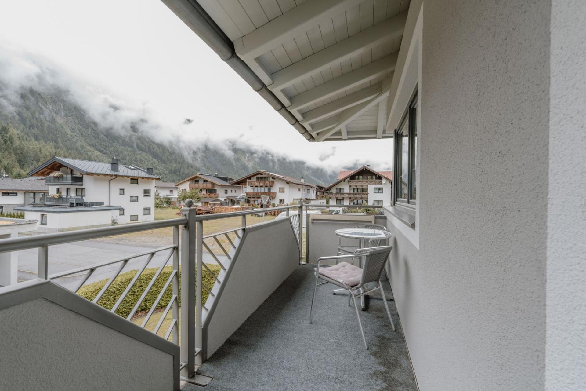 Appartement Haus Schennach à Längenfeld Extérieur photo
